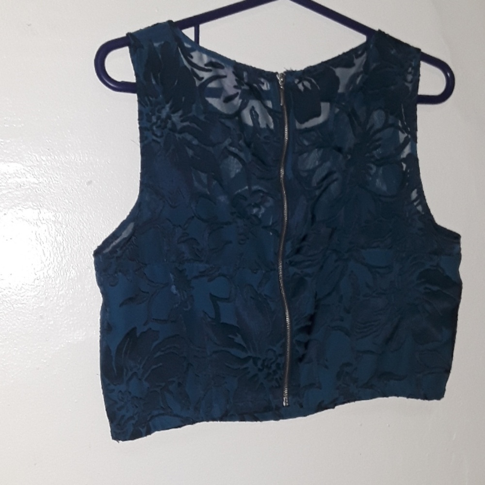 Blouse - Picture 2 of 2